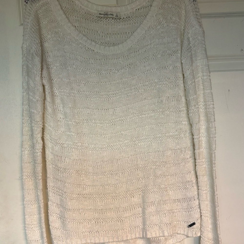 Abercrombie & Fitch Women's Off-White Sweater